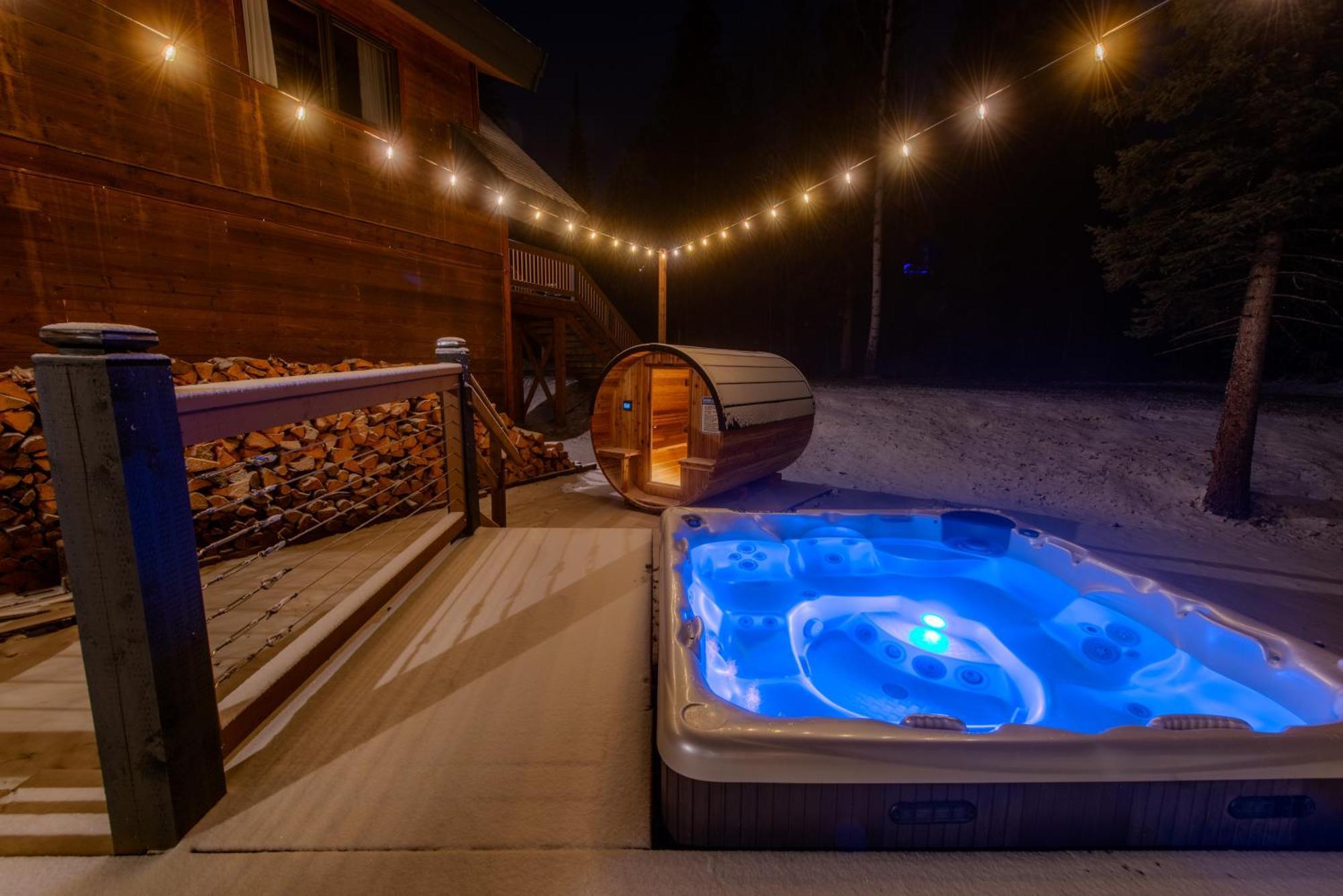 Winston Lodge Голден Экстерьер фото
